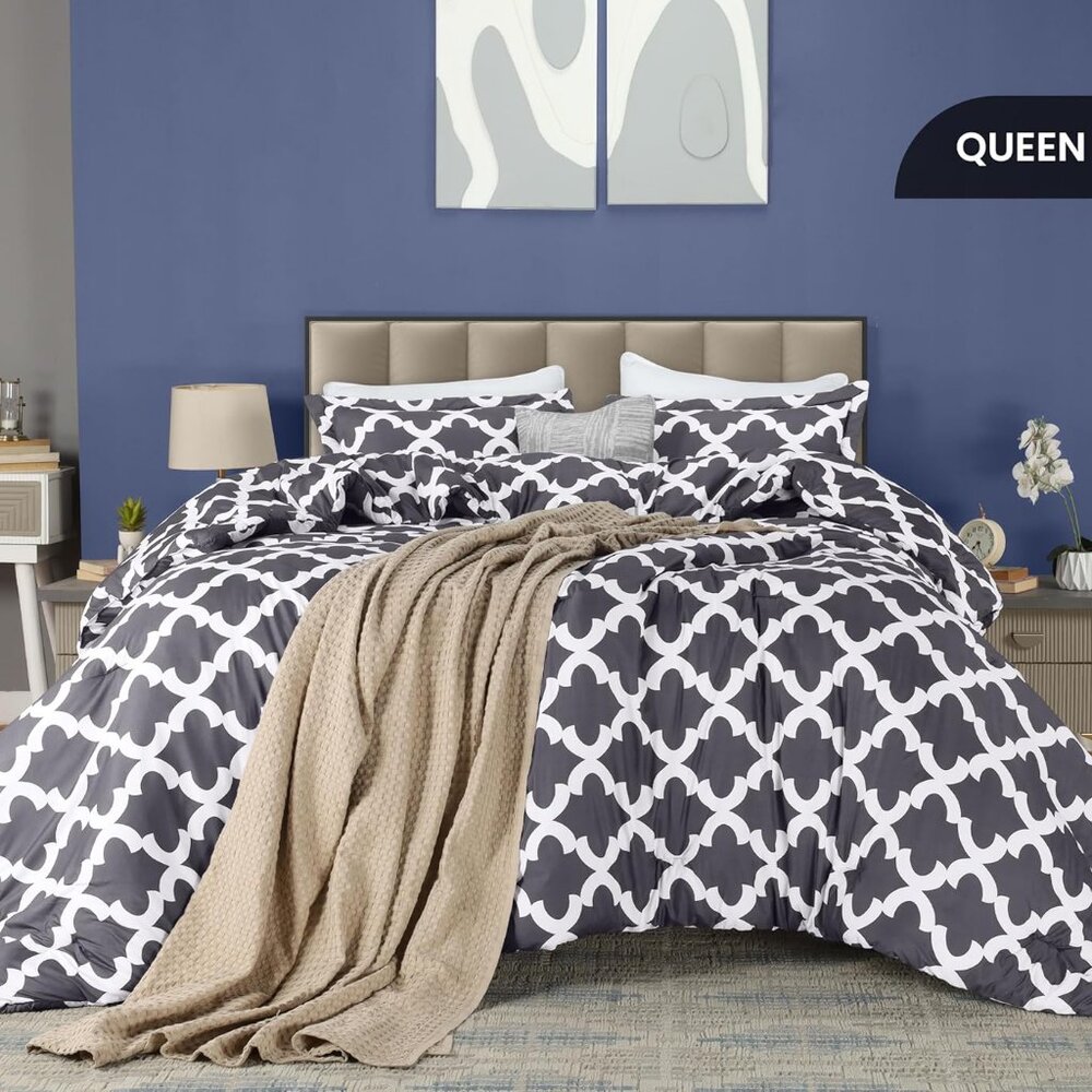 Bedding Queen Comforter Set - Picture 4 of 7